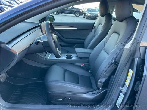 Used 2023 Tesla Model 3 Standard Range RWD image 9