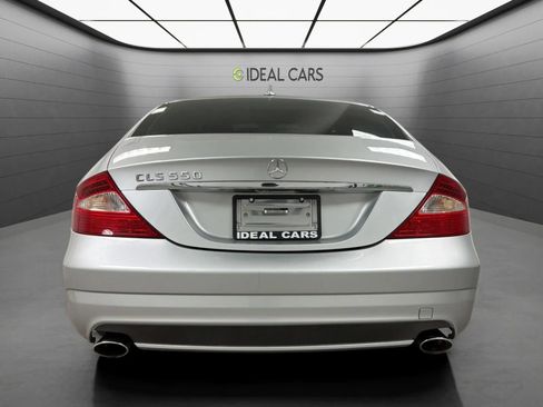 Used 2008 Mercedes-Benz CLS 550 image 6