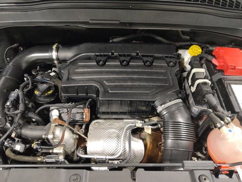 Used 2022 Jeep Renegade Latitude w/ Convenience Group image 30