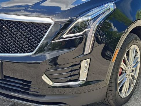 Used 2022 Cadillac XT5 Sportv AWD/4WD image 9