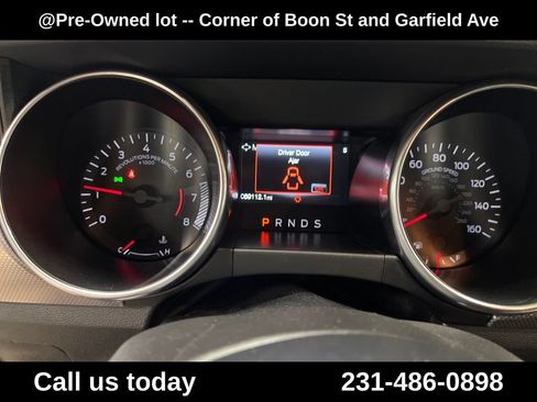 Used 2018 Ford Mustang Coupe w/ Equipment Group 101A RWD image 22