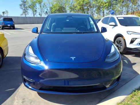Used 2024 Tesla Model Y Long Range image 2