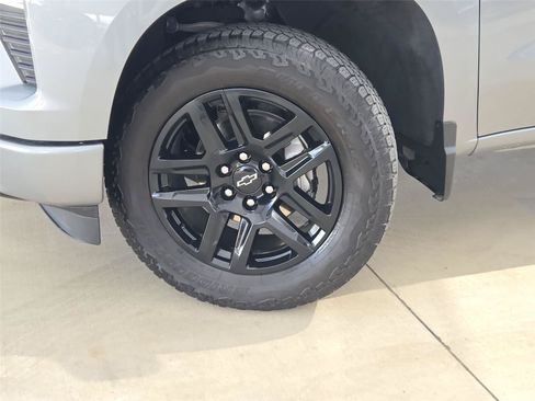 Used 2026 Chevrolet Silverado 1500 RST w/ Convenience Package II AWD/4WD image 8