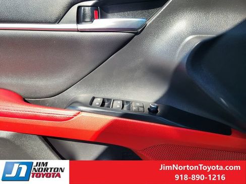 Used 2020 Toyota Camry XSE FWD image 24
