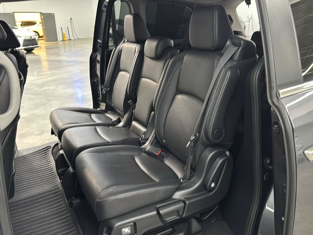 Used 2023 Honda Odyssey Touring image 24