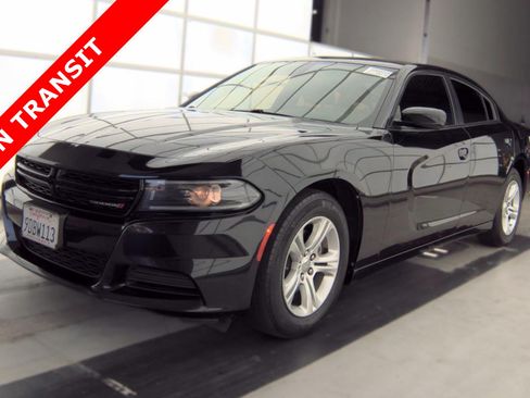 Used 2022 Dodge Charger SXT RWD image 1