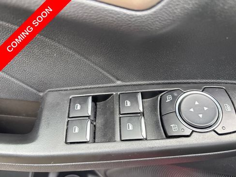 Used 2022 Ford Escape SE w/ SE Sport Appearance Package FWD image 18