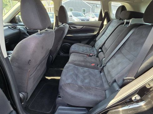 Used 2015 Nissan Rogue S image 13