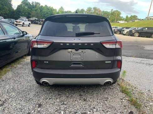 Used 2020 Ford Escape SE FWD image 6