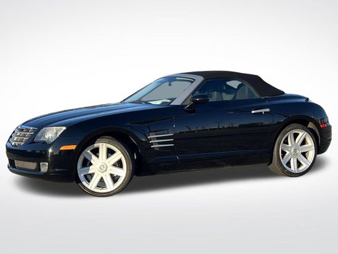 Used 2005 Chrysler Crossfire Limited image 3