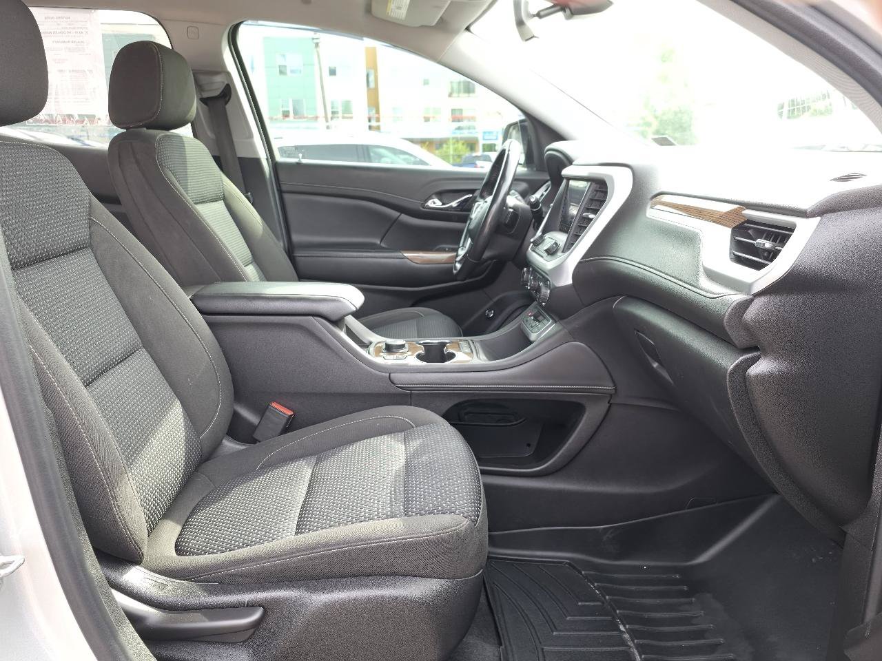Used 2020 GMC Acadia SLE w/ Driver Convenience Package AWD/4WD image 19