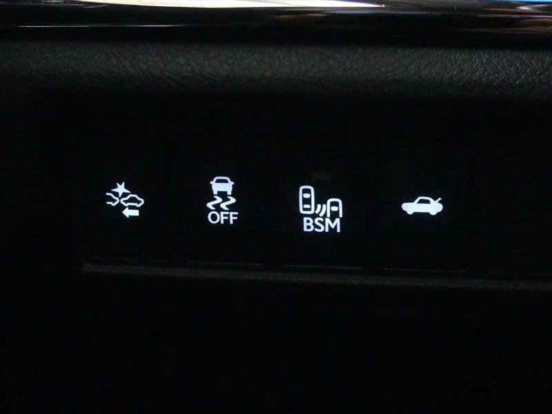 Used 2018 Toyota Avalon Touring w/ All Weather Liner Package FWD image 20