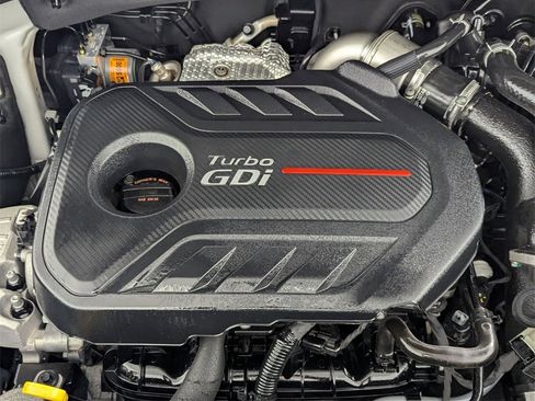 Used 2020 Hyundai Santa Fe Limited image 10