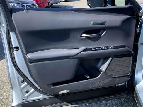 Used 2023 Lexus UX 250h F Sport image 23