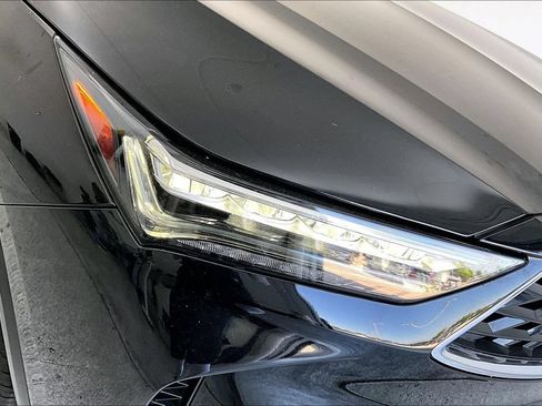 Certified 2025 Acura MDX FWD image 37