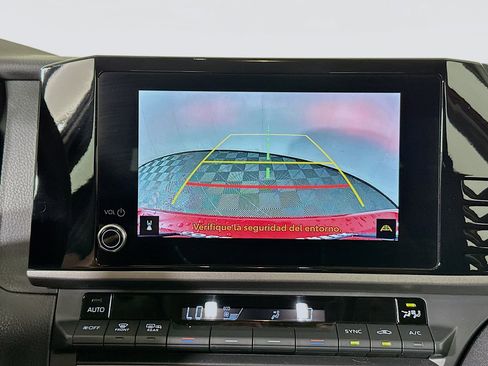 Used 2025 Toyota Camry LE FWD image 25