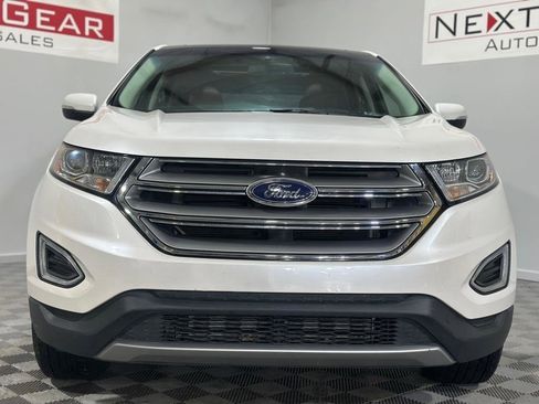 Used 2018 Ford Edge Titanium w/ Equipment Group 301A image 4