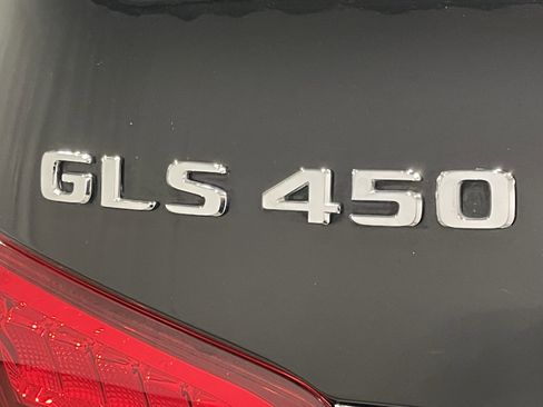 Used 2019 Mercedes-Benz GLS 450 4MATIC image 24