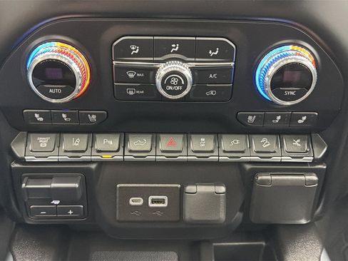 Used 2022 GMC Sierra 2500 Denali image 26