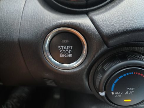 Used 2025 MAZDA MX-5 Miata RF Club RWD image 19