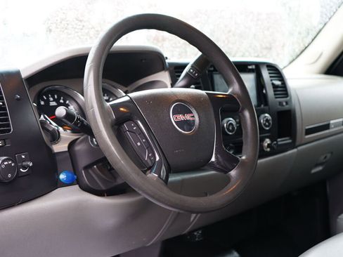 Used 2007 GMC Sierra 2500 W/T image 10