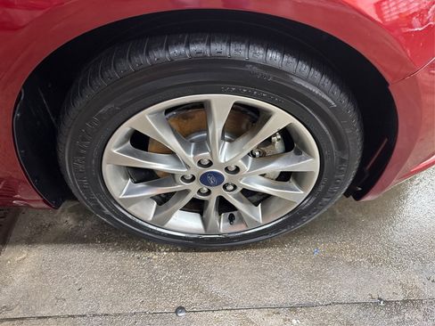 Used 2017 Ford Fusion SE w/ Fusion SE Technology Package FWD image 17