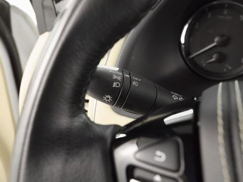 Used 2024 INFINITI QX80 Sensory image 34