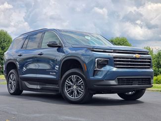 Used 2026 Chevrolet Traverse LT w/ Driver Confidence Package FWD video 2