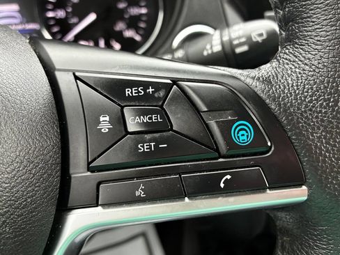 Used 2020 Nissan Rogue SL w/ Premium Package AWD/4WD image 14