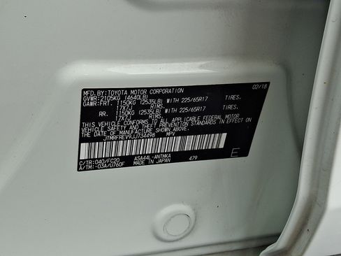 Used 2018 Toyota RAV4 XLE w/ Plus Extra Value Package AWD/4WD image 28