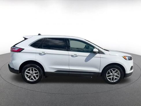 Used 2024 Ford Edge SEL AWD/4WD image 15