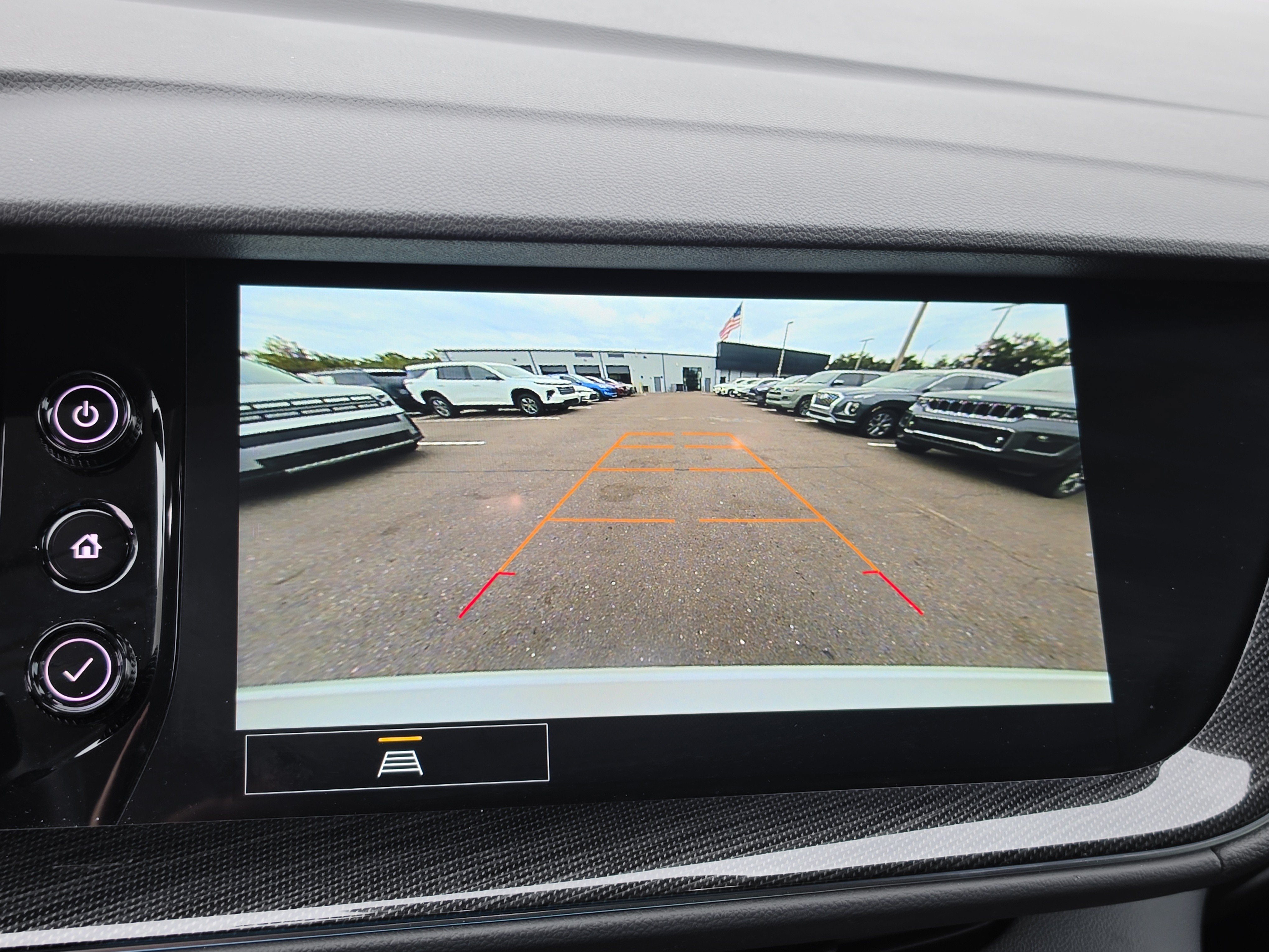 Used 2023 Buick Envision Essence w/ Sport Touring Package FWD image 25