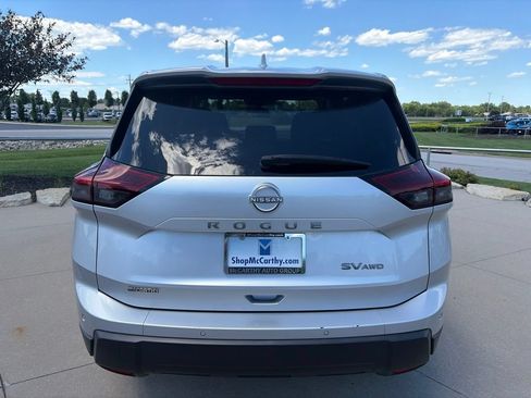 Used 2024 Nissan Rogue SV AWD/4WD image 21