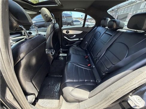 Used 2019 Mercedes-Benz C 300 Sedan image 22