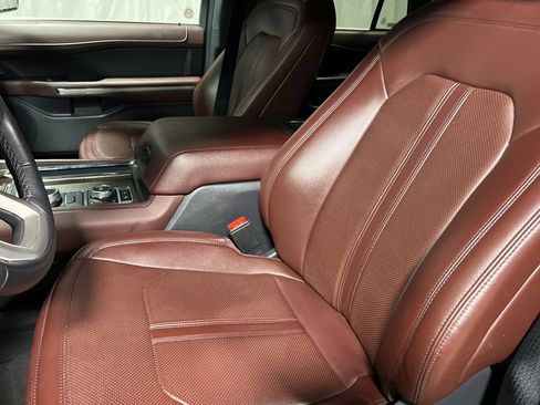 Used 2024 Ford Expedition Max Limited image 23
