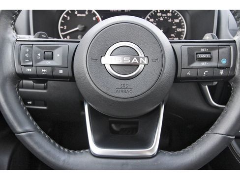 Certified 2023 Nissan Rogue SL FWD image 17