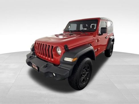 Used 2018 Jeep Wrangler Sport AWD/4WD image 3
