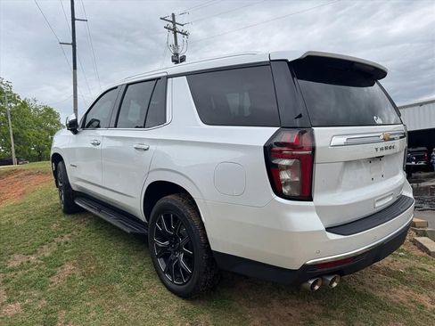 Used 2023 Chevrolet Tahoe Premier w/ Premium Package 2 AWD/4WD image 7