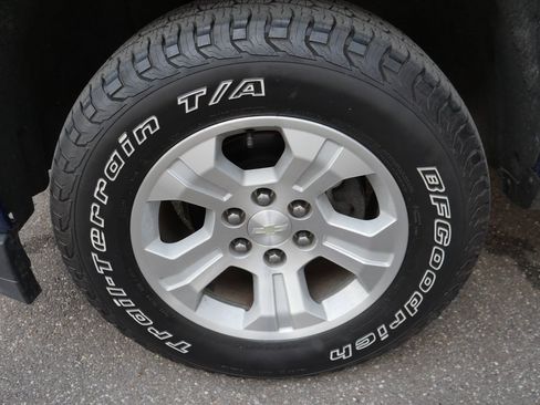 Used 2019 Chevrolet Silverado 1500 LT w/ All Star Edition image 30