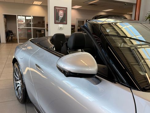 Used 2023 Mercedes-Benz SL 43 AMG w/ Driver Assistance Package image 12