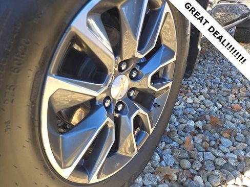 Used 2024 Chevrolet Silverado 1500 LT image 6