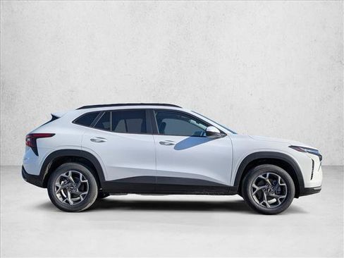 New 2026 Chevrolet Trax LT w/ Driver Confidence Package image 4