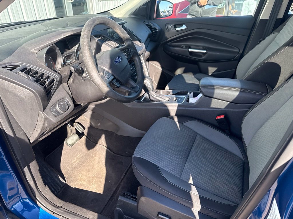 Used 2019 Ford Escape SE FWD image 14
