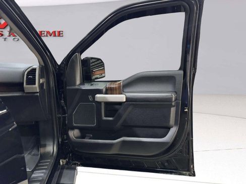 Used 2017 Ford F150 Lariat w/ Equipment Group 502A Luxury image 61