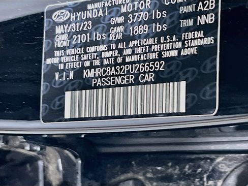 Used 2023 Hyundai Venue SEL w/ Cargo Package FWD image 30