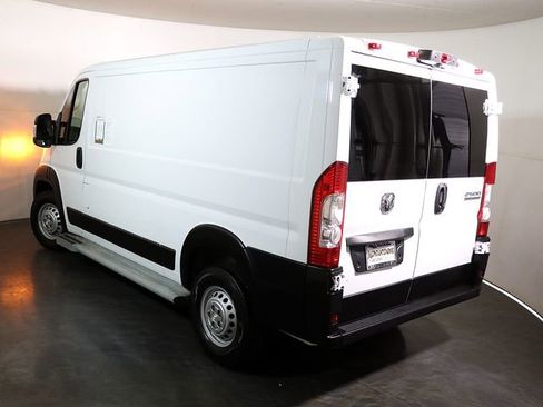 Used 2025 RAM ProMaster 2500 w/ U-Haul Equipment Group FWD image 2
