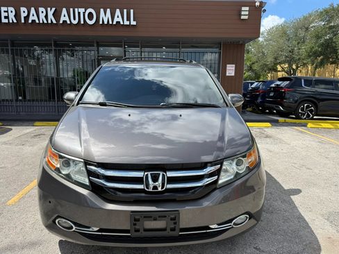 Used 2016 Honda Odyssey Touring image 2