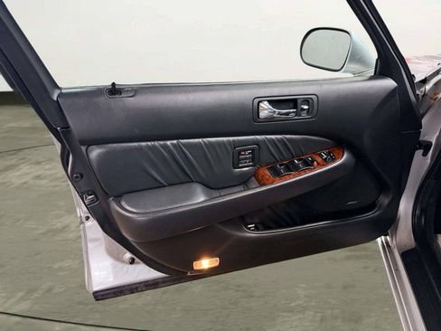 Used 2002 Acura RL FWD image 16