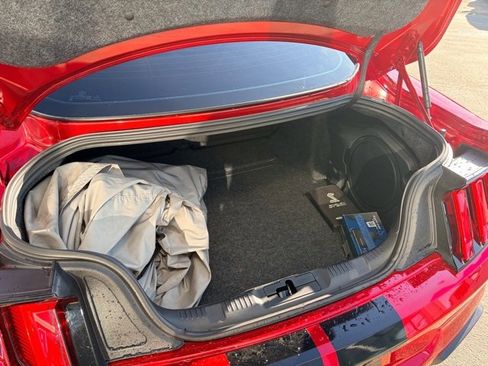 Used 2020 Ford Mustang Shelby GT500 w/ Technology Package image 27