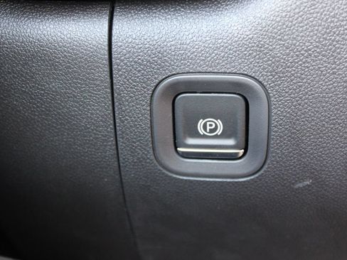 New 2026 Chevrolet Silverado 1500 Custom Trail Boss w/ LPO, Dark Essentials Package AWD/4WD image 44